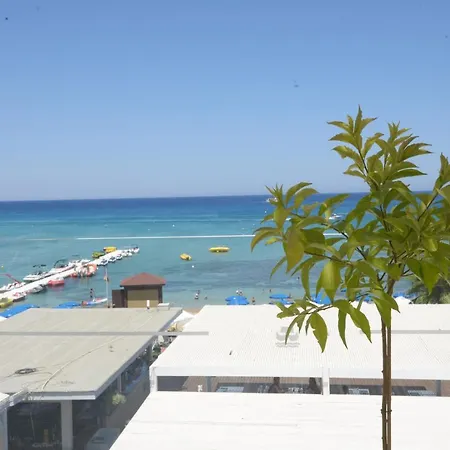 Hotel Silver Sands