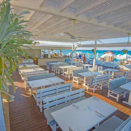 Hotel Silver Sands