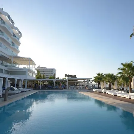 Silver Sands Hotel 3*