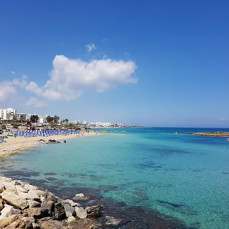 Silver Sands 3*
