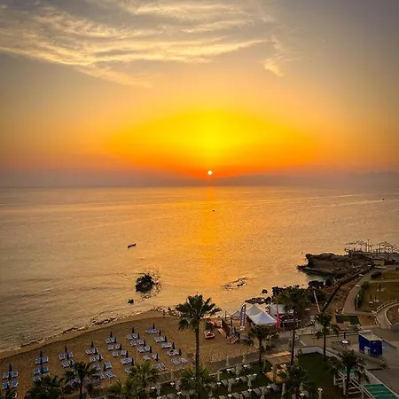 Hotel Silver Sands 3*