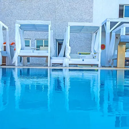 Hotel Silver Sands 3*