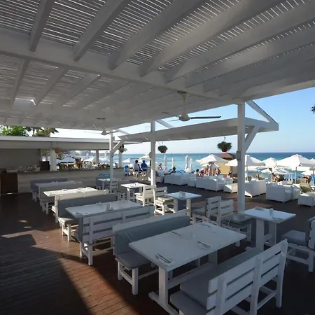 Silver Sands Hotel 3*